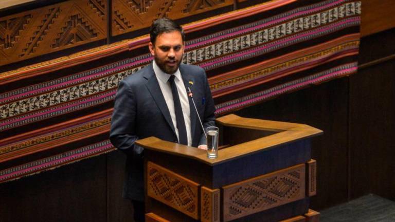 Legisladores exigen a Del Castillo respeto a la ALP, no lleve parlantes a su interpelación ni genere violencia