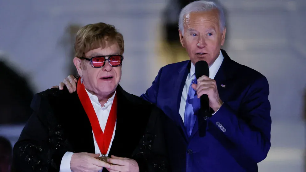 Así celebró Joe Biden que Elton John alcanzara la corona “EGOT” al ganar su Emmy
