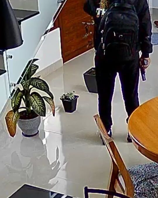 DETENCIÓN PREVENTIVA PARA SÚBDITO PERUANO Y SU CÓMPLICE QUE SON INVESTIGADOS POR ROBO AGRAVADO EN SUCRE