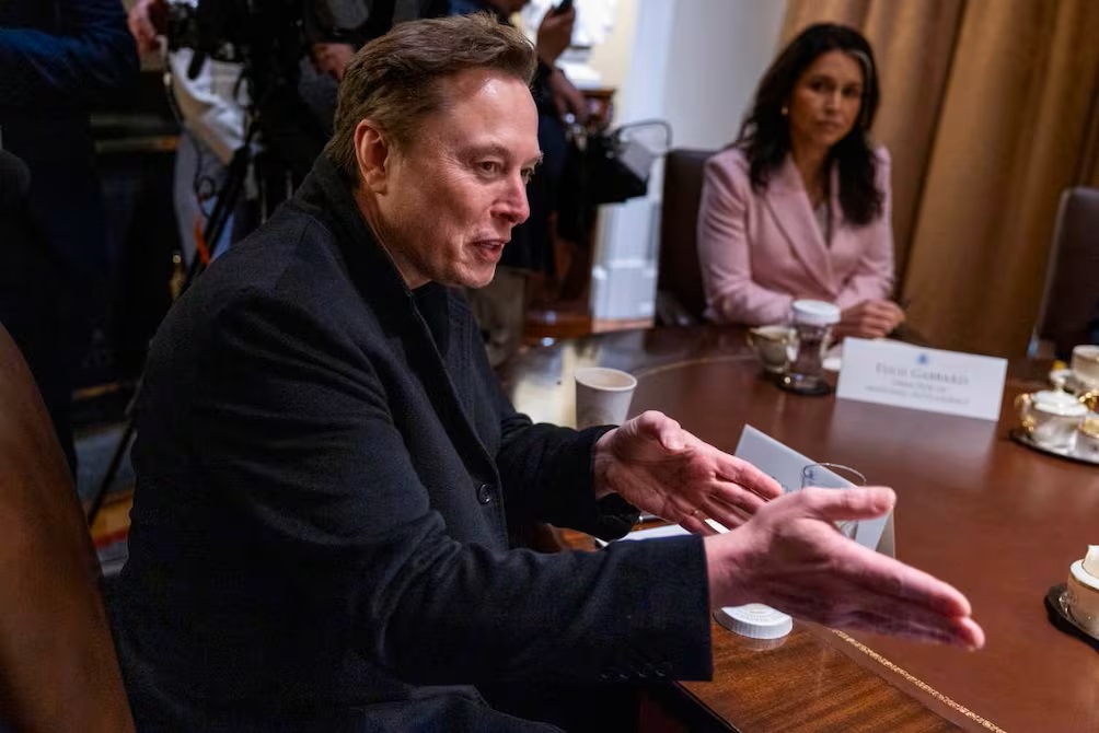 La descabellada predicción de Elon Musk en 1998 que hoy es una escalofriante realidad: “es el fin de todos”