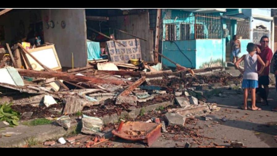 Un sismo de magnitud 6,1 en Ecuador deja al menos 22 heridos y daños en casas y refinería