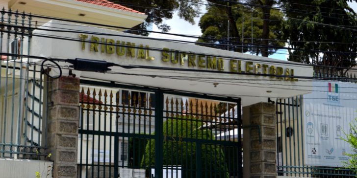 El TSE perdió independencia y se volvió un “apéndice” del TCP, dice analista Ferreira