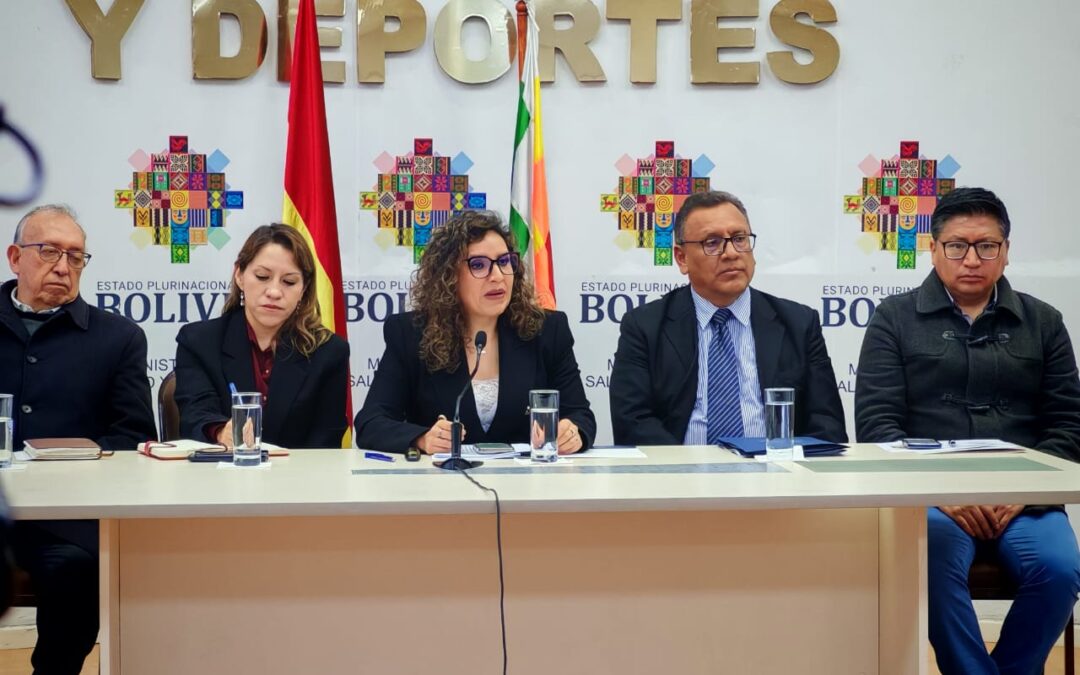 Llegan a Bolivia más de 500 mil vacunas pediátricas contra la influenza e inicia distribución