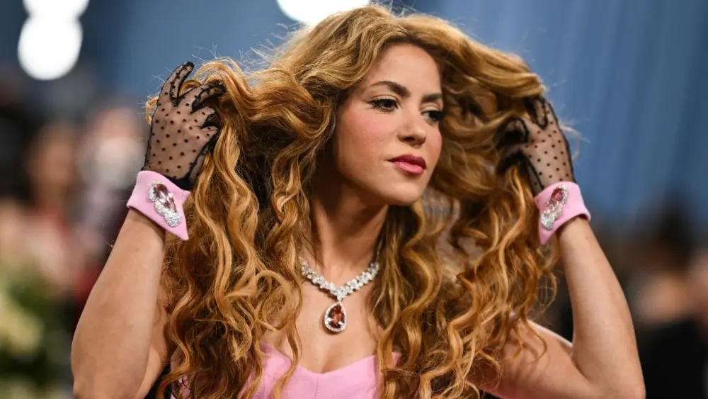 El millonario vestido rosa pastel de Shakira en la Met Gala 2025, ¿cuánto vale realmente?