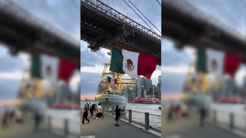 Un buque mexicano chocó contra el puente de Brooklyn y hay al menos dos muertos