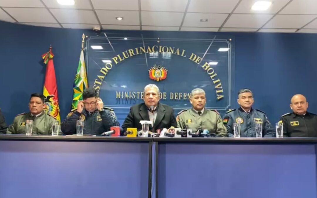 Las FFAA reafirman cohesión y le dicen a Evo que defenderán la democracia
