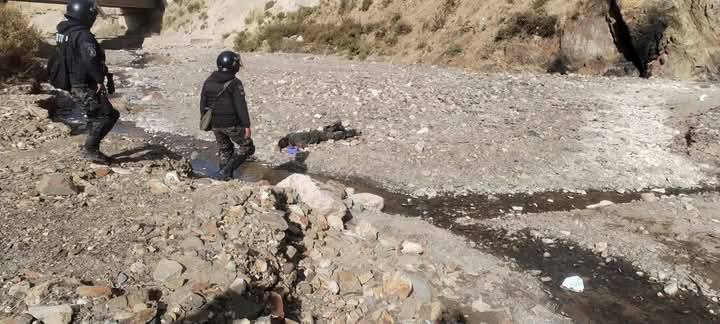 Los evistas están armados y rebasan a la Policía: hay dos muertos, otros rehenes y heridos